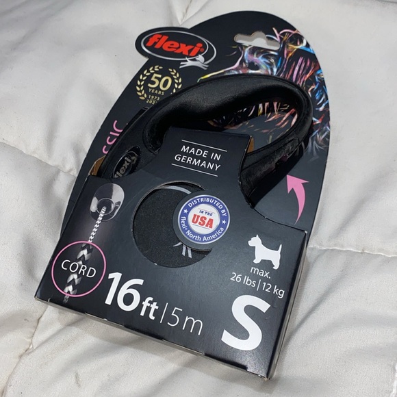 🐶 flexi 16ft Small Retractable Cord Dog Leash Collar Harness Pet Pets Black NWT - Picture 2 of 3